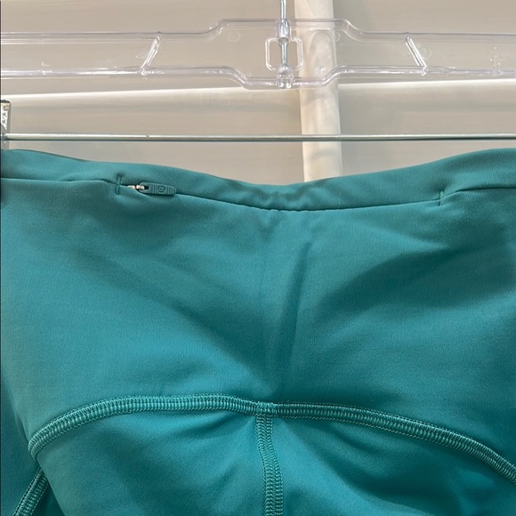 Lululemon Teal Align Cropped Leggings - Picture 6 of 6